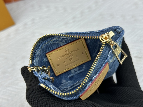 LVコピーウォレット全体デザイン